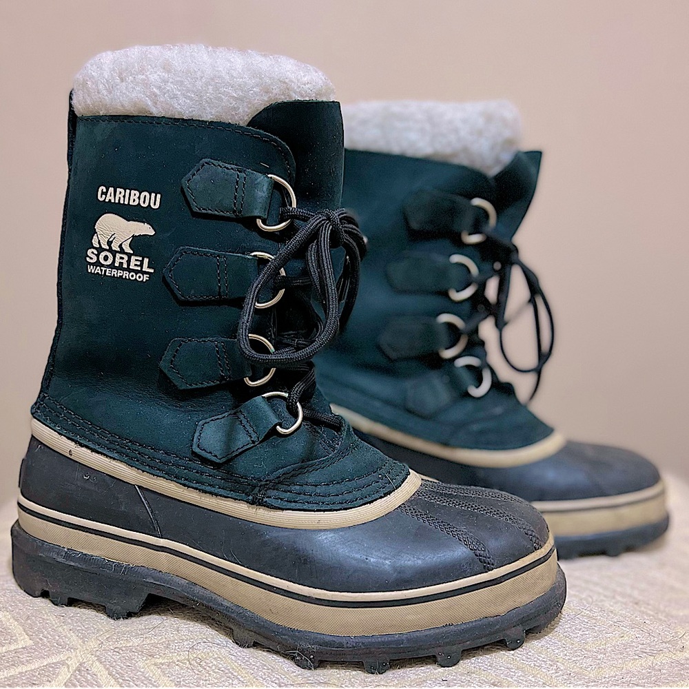Sorel Caribou ❄️ | Women's 7 Waterproof Winter Boots | Genuine Leather Navy Blue